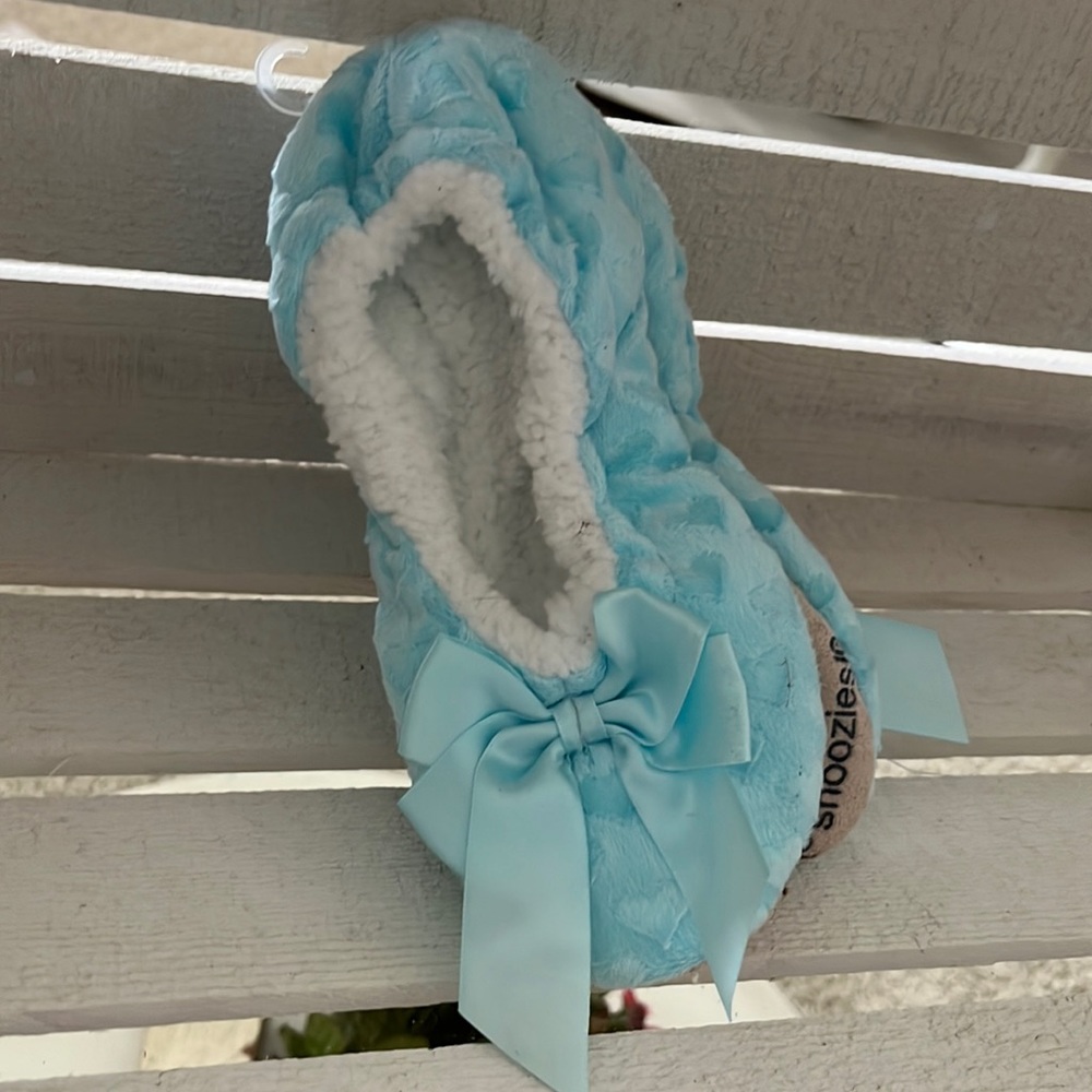 Kids Snoozie slippers